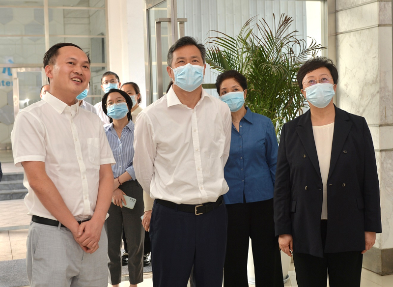 省政协副主席欧阳泽华莅临我司调研 省政协副主席欧阳泽华莅临我司调研