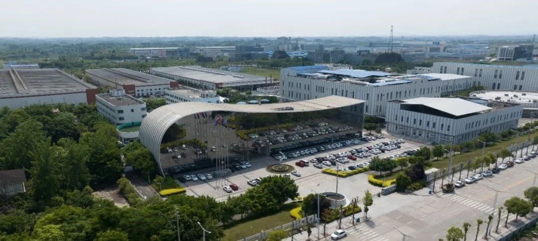 2024j9九游会官网制药高光时刻:创新突破与全球战略的双引擎 2024j9九游会官网制药高光时刻:创新突破与全球战略的双引擎